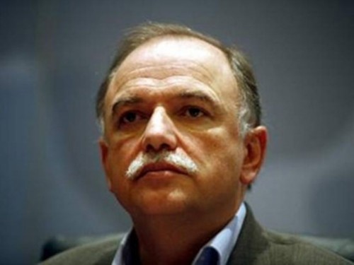 Παπαδημούλης: Υπάρχει χαρτί υγείας, να το πείτε και στην Βούλτεψη