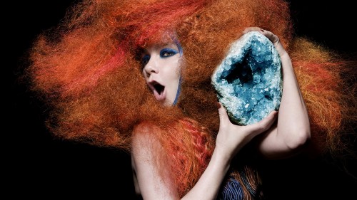 Ένα παρανοϊκό mixtape από την Björk