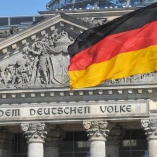 Times: Πάνω από 100 βουλευτές της Μέρκελ μαζεύουν υπογραφές κατά της Ελλάδας