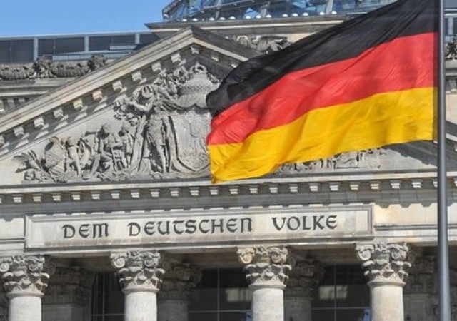 Times: Πάνω από 100 βουλευτές της Μέρκελ μαζεύουν υπογραφές κατά της Ελλάδας