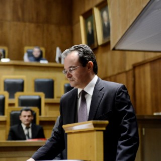 Η απολογία του Παπακωνσταντίνου