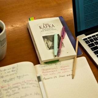 Εδώ οι bonsai stories ανθίζουν κάθε Δευτέρα