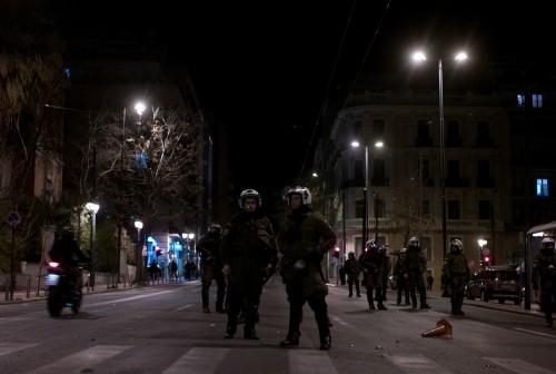 Βουλευτής της Νέας Δημοκρατίας θέλει να μην κάνουμε σαν τρελοί όταν τρέχει λίγο «αιματάκι» στα Εξάρχεια [ΒΙΝΤΕΟ]