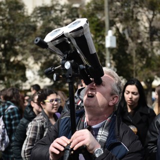 Το εντυπωσιακό φαινόμενο της έκλειψης στη Θεσσαλονίκη