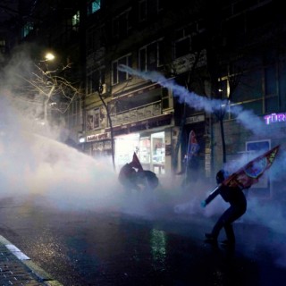 Αναβρασμός επικρατεί σε μεγάλες πόλεις της Τουρκίας ένα χρόνο μετά το θάνατο του Μπεκρίν