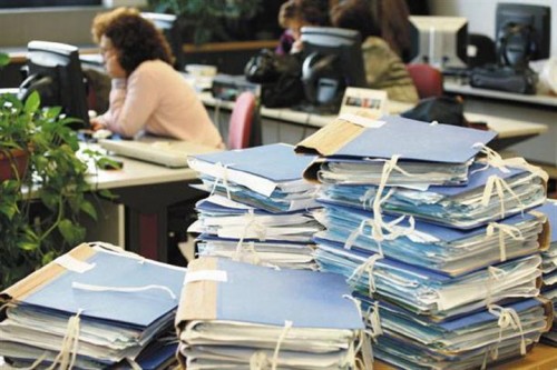 Δημόσιο: Χιλιάδες προσλήψεις και μονιμοποιήσεις