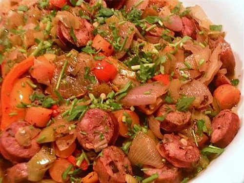 Η συνταγή της ημέρας: Λαχανικά με λουκάνικο