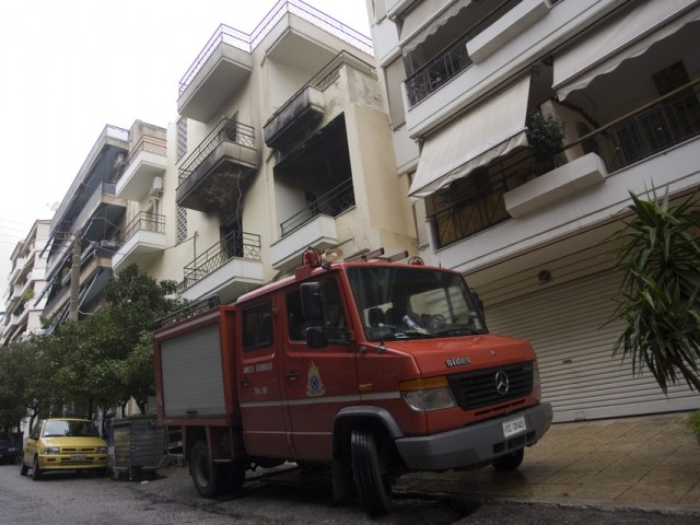 Νεκρός από πυρκαγιά σε εργοστάσιο στο Βόλο