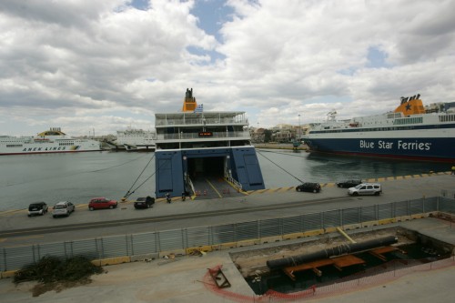 Εικοσιτετράωρη απεργία στα λιμάνια την Πέμπτη 22 Οκτωβρίου