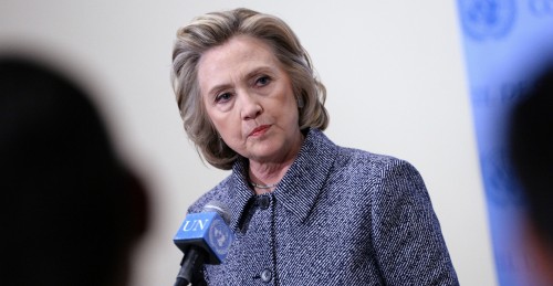 Τί γίνεται όταν ο Τραμπ απειλεί την Χίλαρι αναφερόμενος στην οπλοκατοχή;