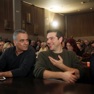 Αλλαγές σε εργασιακές σχέσεις και μισθούς ετοιμάζει η κυβέρνηση