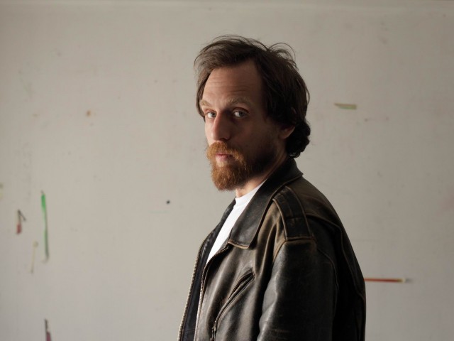 Όταν είναι ολομόναχος, ο George Gaudy ακούει Σαββόπουλο.