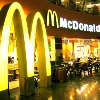 Βρετανία: Πρώτη απεργία στην ιστορία των McDonald’s στη χώρα