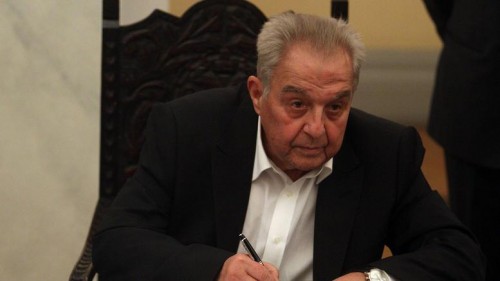 Αντιδράσεις από την αντιπολίτευση στο ενδεχόμενο δημοψηφίσματος