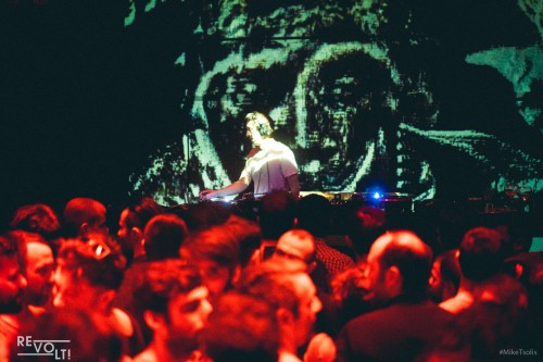 To site Amuse πέρασε ένα 48ωρο στην Αθήνα με host τον Κωνσταντίνο Δαγριτζίκο