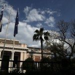 Το Μαξίμου αντιδρά σε δημοσίευμα εφημερίδας για νέο κρούσμα εξαγωγής χρημάτων βουλευτή του ΣΥΡΙΖΑ