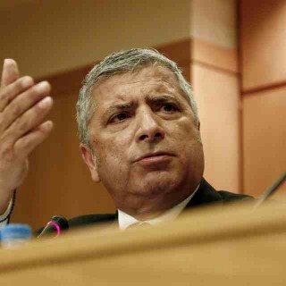 Ο πρόεδρος της ΚΕΔΕ, δηλώνει πως θα υπάρξει κατάρρευση αν πάρουν τα διαθέσιμα