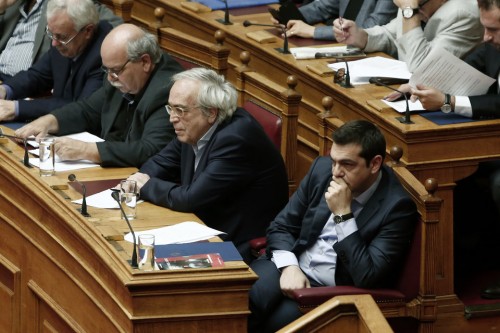 Εξασφαλισμένα για τον Μάιο τα απαιτούμενα ποσά για μισθούς και συντάξεις