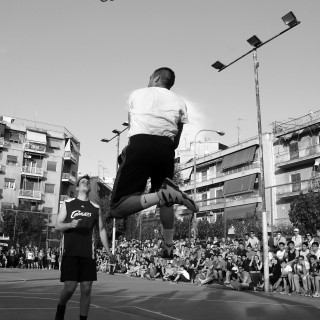 «Δες, έχω ελατήρια στα πόδια!»