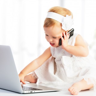 Babysitting με τη βοήθεια της Τεχνολογίας