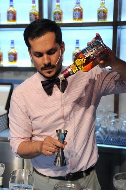 O Θοδωρής Πύριλλος (“Α for Athens”) θα εκπροσωπήσει την Ελλάδα στον παγκόσμιο τελικό του The Chivas Masters Cocktail Competition 2015