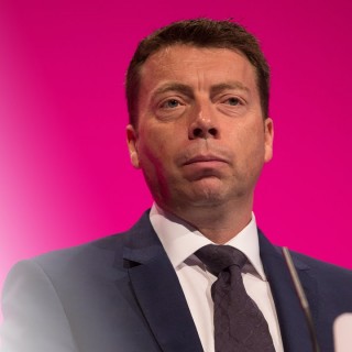 Οι Εργατικοί αμφισβητούν την αξιοπιστία του exit poll του BBC.