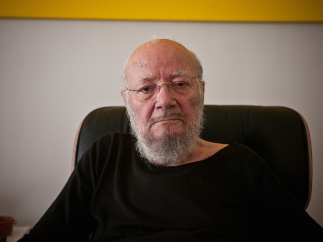 Takis: «Είναι γκανγκστερισμός αυτό που κάνει η Ευρώπη εναντίον της Ελλάδας. Είναι γκάνγκστερ!»