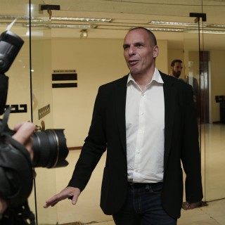 Βαρουφάκης: Όχι σε ενιαίο ΦΠΑ 23%