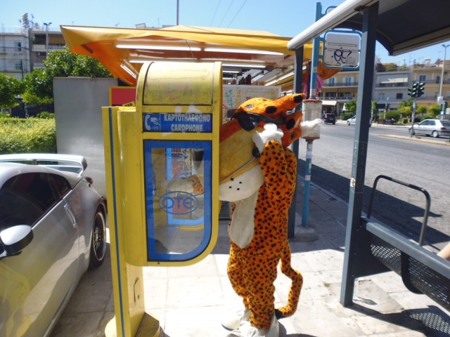 Το Chester Van και τα νέα Cheetos XXL σε ένα ξέφρενο roadtrip!