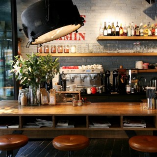 Στο Just Made 33 μπορείς να γευτείς όλη την Αθήνα σε μια μπουκιά