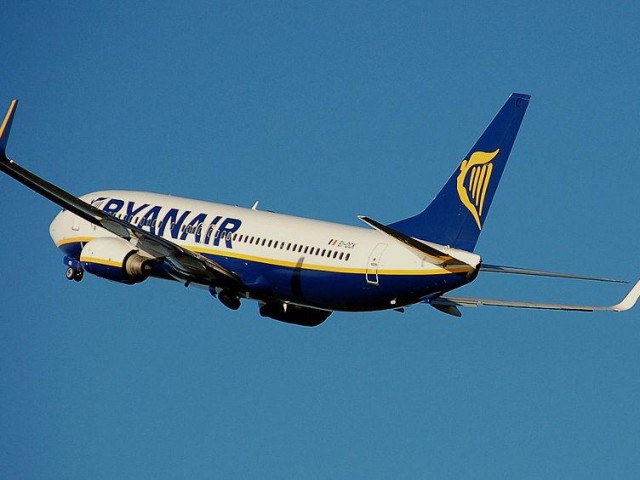 Τέλος οι πτήσεις Αθήνα – Θεσσαλονίκη από τη Ryanair