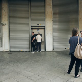 Με δυο λόγια, μπορείς να μου πεις τι θα γίνει μετά;