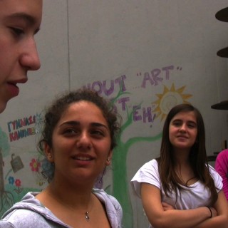 Η «Λοξή Τάξη» των εφήβων σε περιμένει στη Διπλάρειο