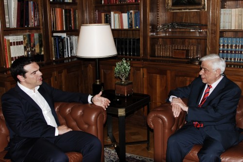 Τσίπρας σε Παυλόπουλο: Αύριο θα κατεθέσουμε τις προτάσεις μας για έναν έντιμο συμβιβασμό