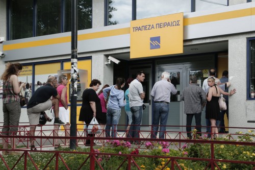 Υπερισχύει το «ΟΧΙ» έναντι του «ΝΑΙ» σε δημοσκόπηση