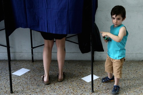 Το 65% αγγίζει η συμμετοχή στο σημερινό δημοψήφισμα