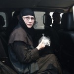 Εκκενώνεται το Μοναστήρι του Καρέα