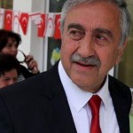 O Τουρκοκύπριος πρόεδρος παραδέχεται πως το 1974 τα κύρια θύματα ήταν οι Ελληνοκύπριοι