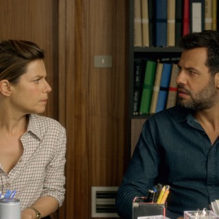 Αυτήν την εβδομάδα στα σινεμά πρέπει να διαλέξετε «Με τον Μπαμπά ή τη Μαμά;»