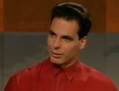 Βίντεο με τον Βαρουφάκη από το 1993 δημοσίευσε η Guardian