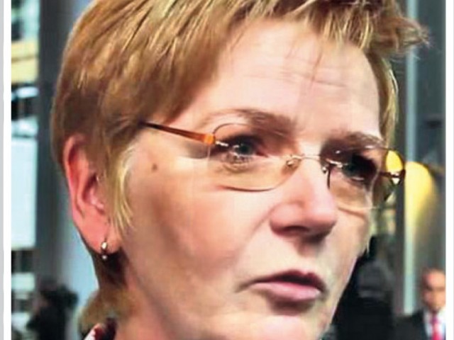 Γκάμπι Τσίμερ: Σεβαστείτε το αποτέλεσμα του δημοψηφίσματος της Κυριακής.