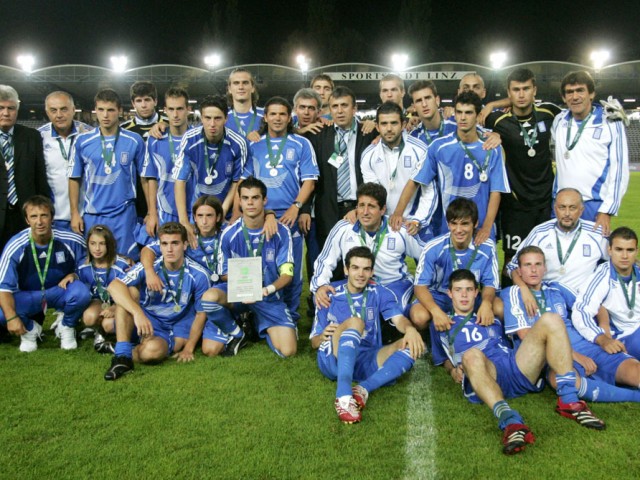 Και μέσα σε όλα αυτά, διοργανώνουμε και το Euro U19…