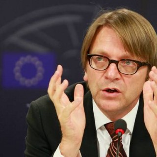 «Χρήματα με τίποτα παίρνεις μόνο στα τραγούδια»