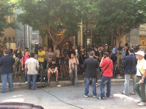 Γιάνης Βαρουφάκης: Στηρίζουμε τον Αλέξη Τσίπρα