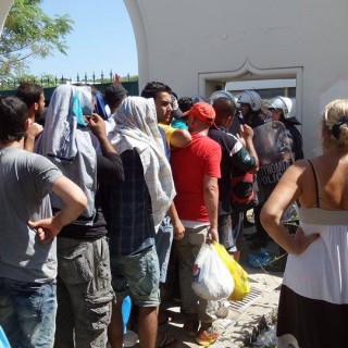 Κως: Νέα επεισόδια με μετανάστες – Εγκλώβισαν τους αστυνομικούς στο τμήμα