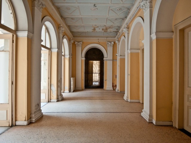 Στο «Ξενοδοχείο Μπάγκειον» ακόμη και οι τοίχοι λένε ιστορίες