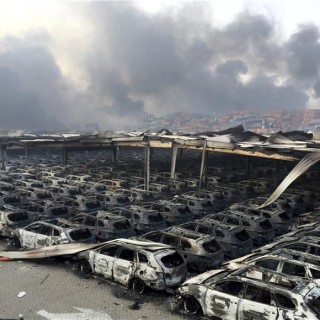 Τουλάχιστον 44 νεκροί από ισχυρές εκρήξεις στην  Κίνα (ΒΙΝΤΕΟ)