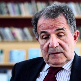 Πρόντι: «H Ευρώπη πρέπει να σταματήσει την απαράδεκτη γερμανική επιχείρηση- αστραπή»