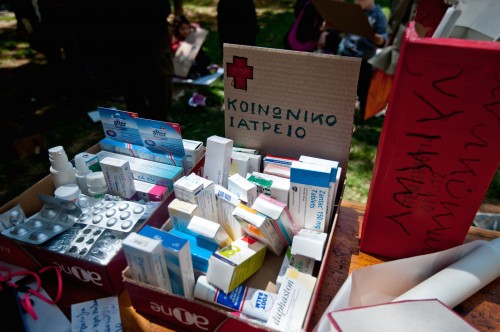 Φάρμακα αξίας 75.000 ευρώ δωρεά από το Παρίσι στον δήμο Αθηναίων