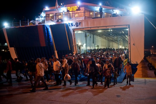 Συγκλονιστικό Βίντεο: Πρόσφυγας ξαναβρίσκει τα παιδιά του στην Κω